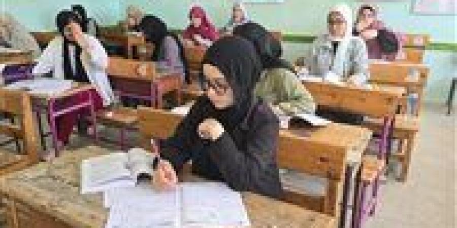 تلقى
      طلبات
      الاعتذار
      عن
      المشاركة
      بامتحانات
      الثانوية
      العامة
      10
      يونيو