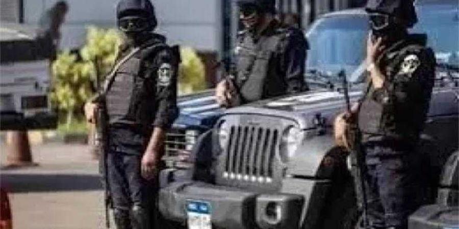 جهود
قطاع
أمن
المنافذ
بوزارة
الداخلية
خلال
24
ساعة
فى
مواجهة
جرائم
التهريب