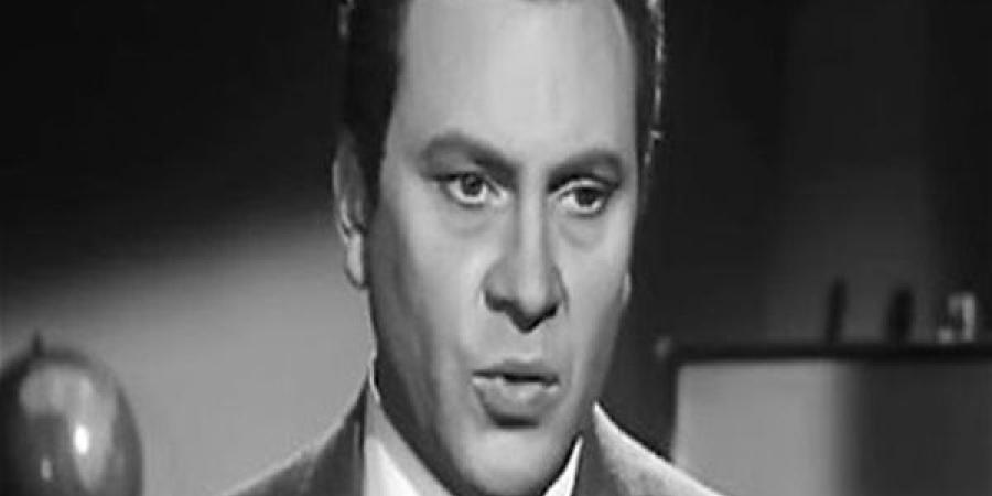 محمود
      مرسي..
      الفنان
      المثقف
      الذي
      نعى
      نفسه..
      شاهد