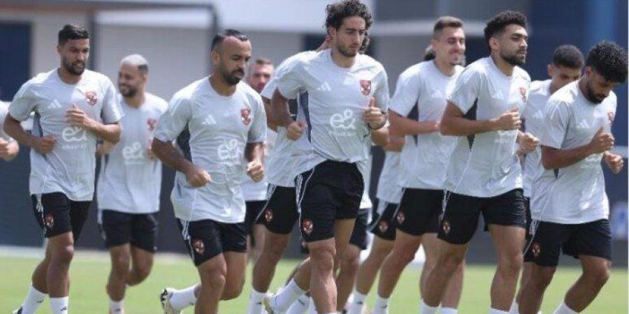الأهلي
      المصري
      يخوض
      مرانه
      الثالث
      في
      ميامي
      استعدادًا
      لخوض
      كأس
      العالم
      للأندية