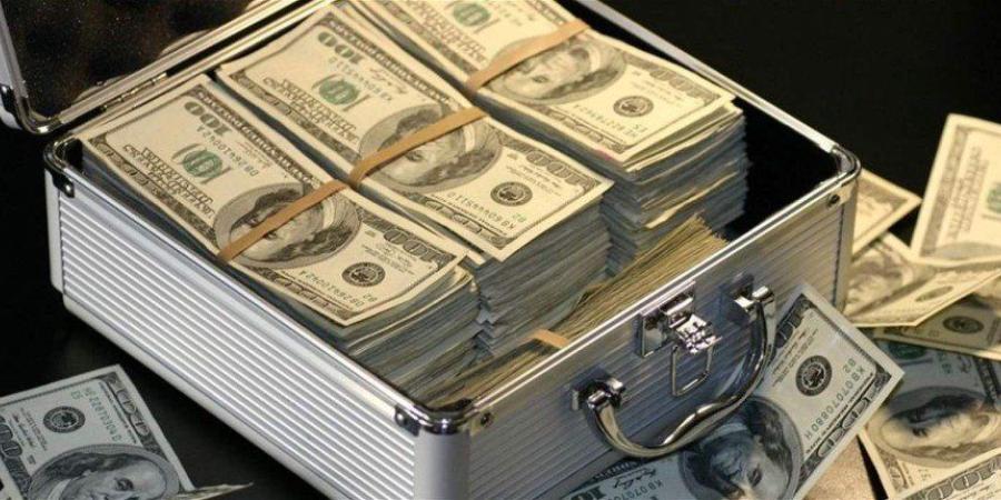 استقرار
      سعر
      صرف
      الدولار
      فى
      البنوك
      المصريةمنتصف
      تعاملات
      اليوم