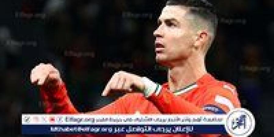 رونالدو
      يحسم
      موقفه
      من
      المشاركة
      في
      كأس
      العالم
      للأندية..
      ويؤكد:
      الكرة
      الذهبية
      فقدت
      قيمتها