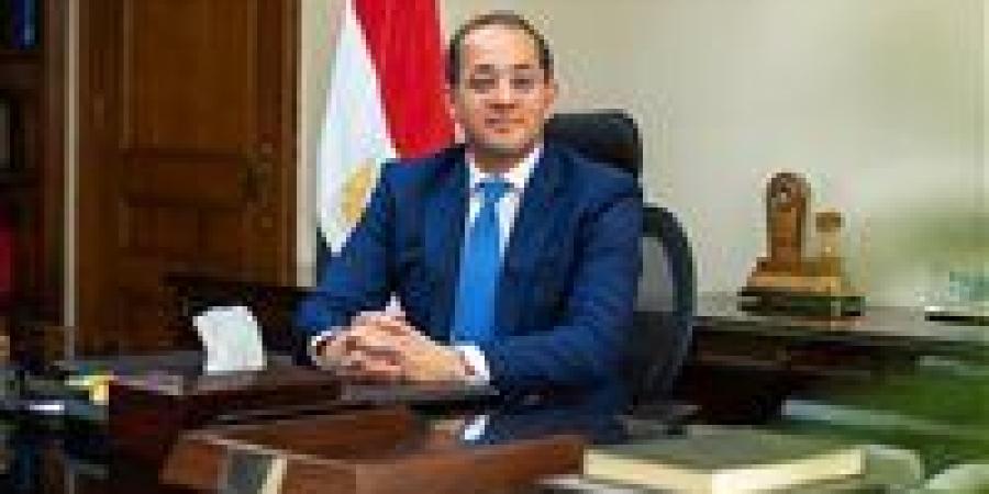 وزير
      المالية
      يعلن
      موعد
      صرف
      مرتبات
      يونيو
      للعاملين
      بالدولة