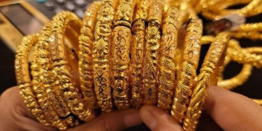 من غير مصنعية. سعر الذهب الآن في مصر ثاني أيام العيد