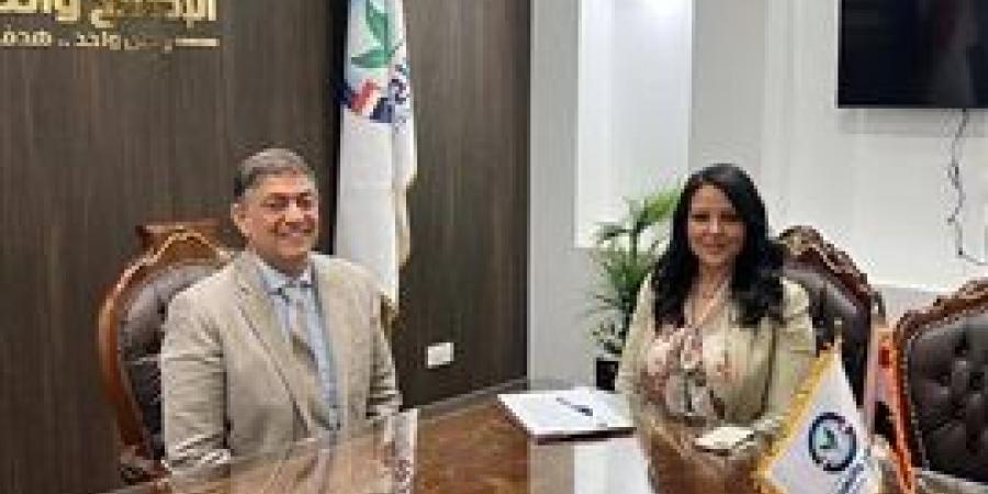 تعيين
      الدكتورة
      شرين
      متولي
      أمينًا
      للصحة
      والسكان
      بحزب
      الإصلاح
      والنهضة:
      مسؤولية
      وطنية
      وتطلعات
      جديدة