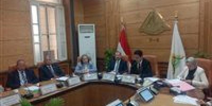 انطلاق
فعاليات
بطولة
جامعة
بنها
...