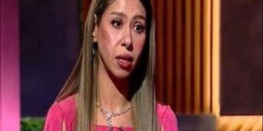 إيناس
      عز
      الدين
      تلجأ
      للقضاء
      بعد
      تعرضها
      للتشهير
      والسب