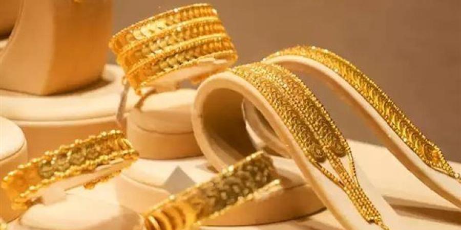 سبيكة
      الذهب
      وزن
      100
      جرام
      تسجل
      537100
      جنيه