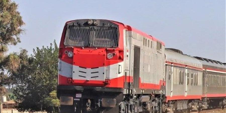 مصرع طالب صدمه قطار أثناء عبوره المزلقان بالمنيا