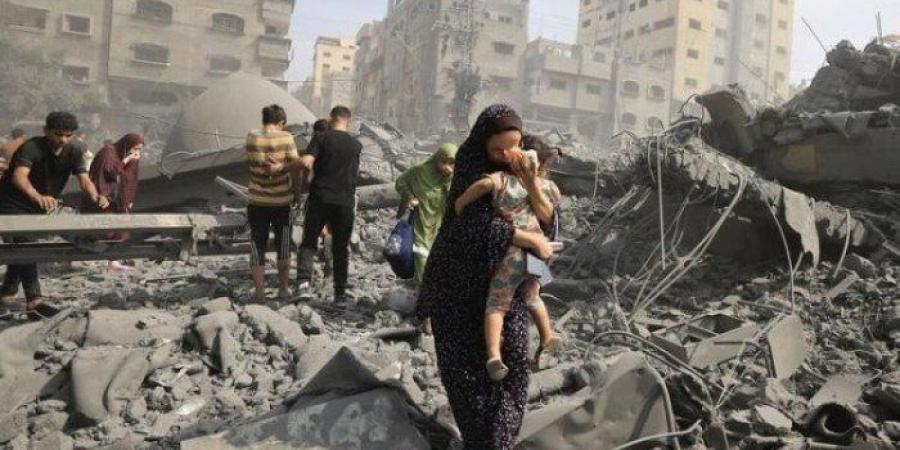 ارتفاع
      حصيلة
      شهداء
      العدوان
      الإسرائيلي
      على
      قطاع
      غزة
      إلى
      54927
      شهيدا
      و126615
      مصابا