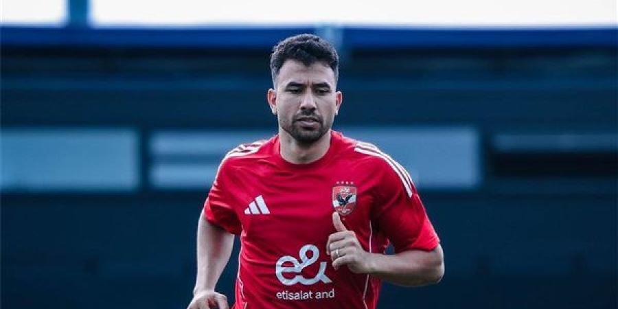 "الفتى
      الذهبي"..
      تريزيجيه
      يحصد
      جائزة
 ...