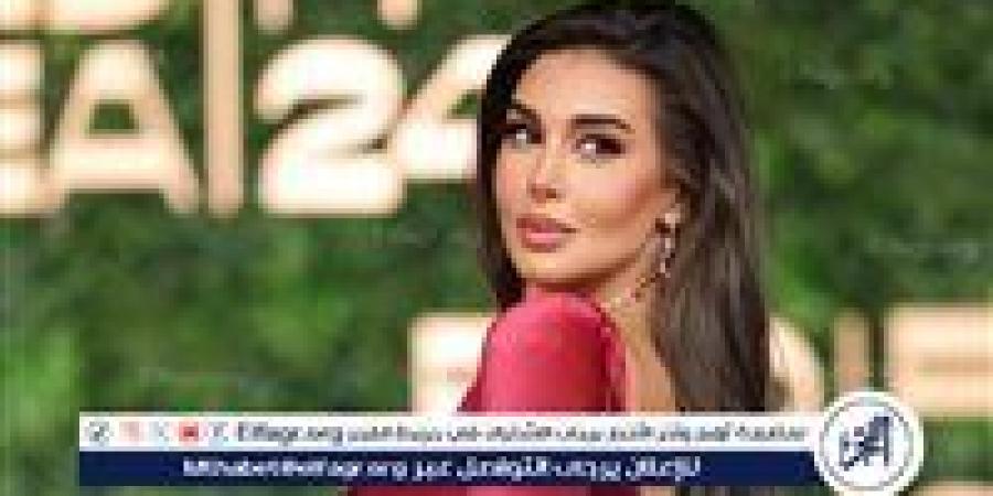 ياسمين
      صبري:
      لا
      ألتفت
      للمنافسة..
      و"ضل
      حيطة"
      قصة
      تمس
      واقع
      الكثير
      من
      الفتيات