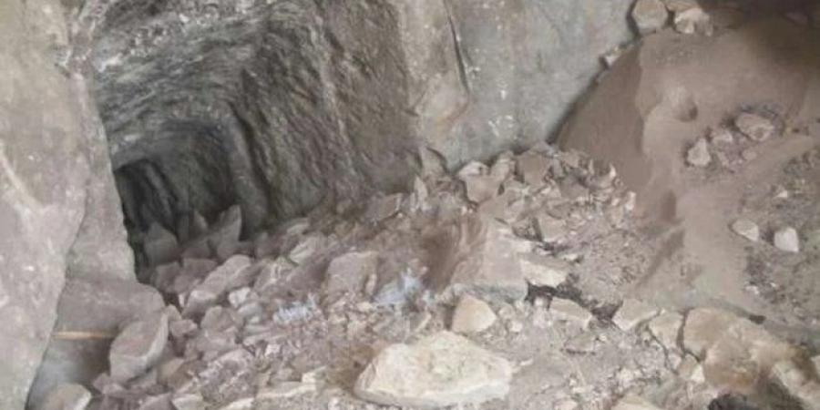 انهارت
      الرمال
      عليهما..
      .مصرع
      عاملين
      خلال
      التنقيب
      عن
      الآثار
      في
      العياط