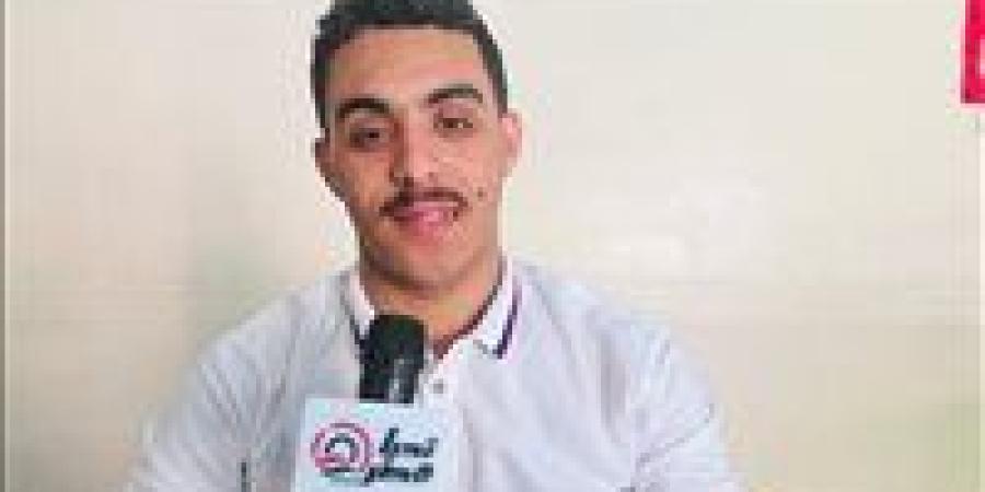 نسخة
      من
      الدوسري
      والطاروطي..
      «معاذ»
      قارئ
      ومنشد
      من
      الشرقية
      :
      حلمى
      أكون
      قدوة
      للشباب