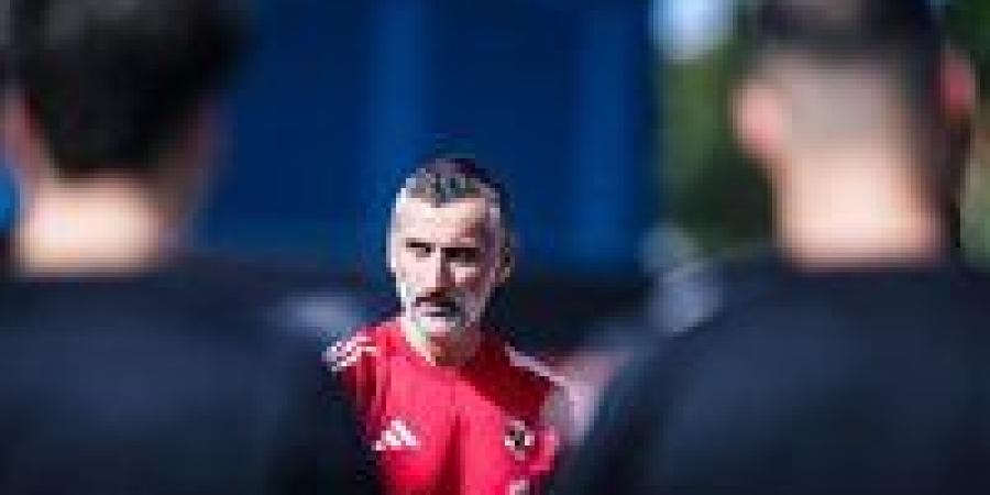 ريبيرو
      مدرب
      الأهلي:
      خضنا
      مباراة
      جيدة
      أمام
      باتشوكا..
      وجاهزون
      لمواجهة
      إنتر
      ميامي