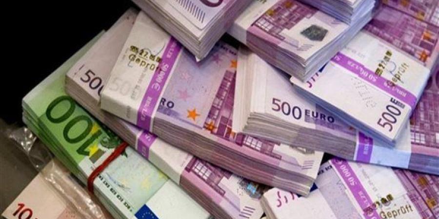 سعر
      اليورو
      في
      مصر
      اليوم
      الاثنين:
 ...