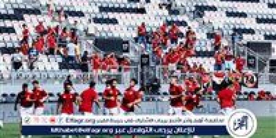 الشوط
      الأول..
      باتشوكا
      يعبر
      الأهلي
      بهدف
      نظيف