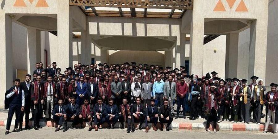 جامعة
      جنوب
      الوادي
      تكشف
      عن
      جيل
      رقمي
      بمشاريع
      تخرج
      مبهرة