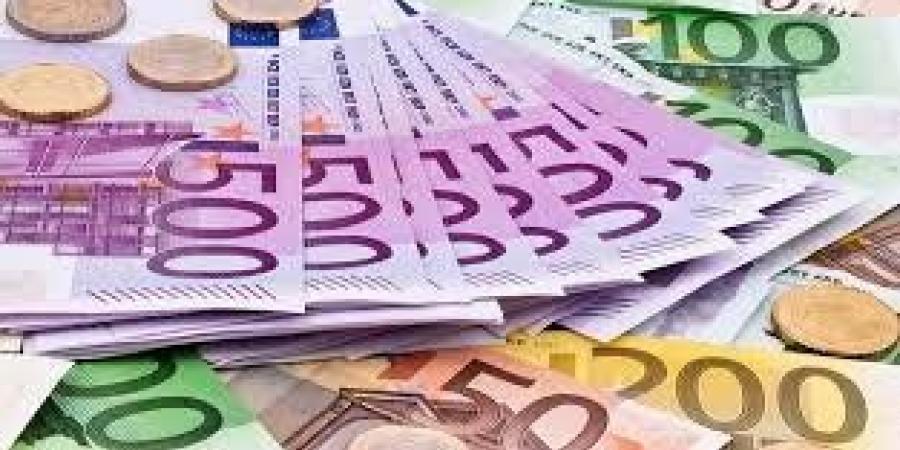 ارتفاع
      سعر
      صرف
      اليورو
      فى
      البنوك
      المصرية
      اليوم