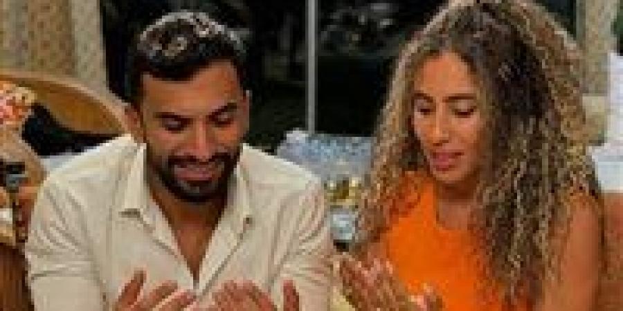 ممنوع
      دخول
      الأطفال..
      منة
      القيعي
      تحتفل
      بزفافها
      اليوم
      على
      يوسف
      حشيش
