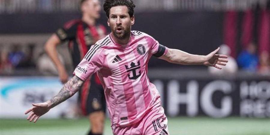 ميسي
      يتفوق
      دوليًا
      على
      لاعبي
      كأس
      العالم
      للأندية
      2025