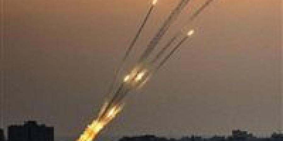 إسرائيل:
      الجيش
      يأمر
      السكان
      في
      ...