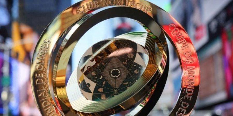 قبل
      انطلاقه
      غدا..
      فيفا
      يقر
      تعديلات
      تحكيمية
      بمونديال
      الأندية