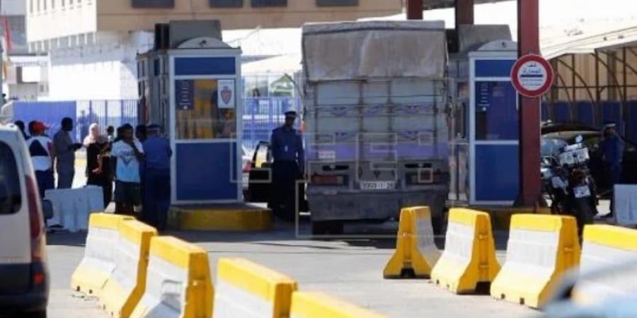 رجال
      الأعمال
      بمليلية
      ينتقدون
      ضعف
      مردودية
      معبر
      بني
      أنصار
      الجمركي