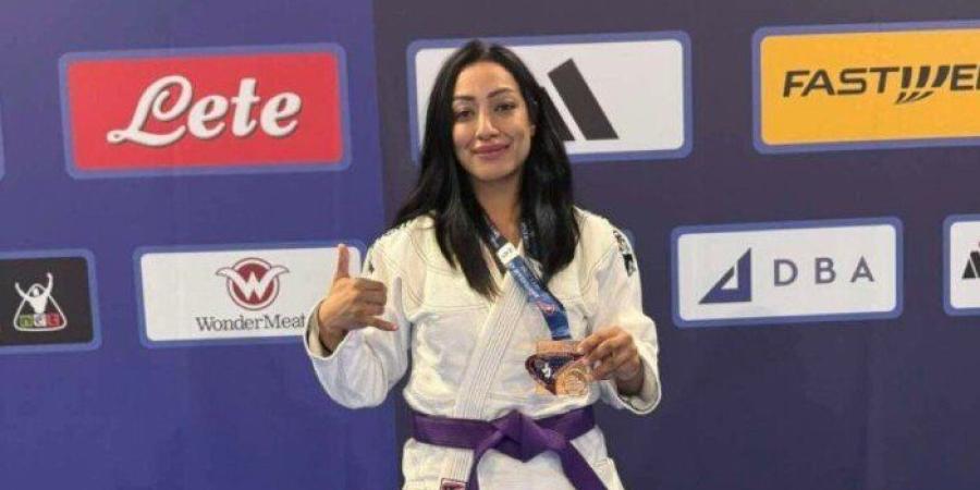هند
      رزق
      تحصد
      ذهبية
      بطولة
      البحر
      المتوسط
      في
      أول
      تمثيل
      دولي
      لاتحاد
      الجوجيتسو
