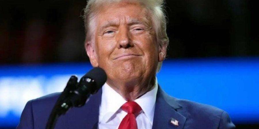 ترامب:
      الحرب
      بين
      إسرائيل
      وإيران
      يجب
      أن
      تنتهي