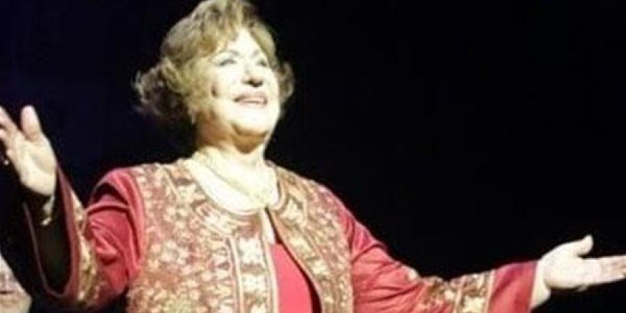 رانيا
      محمود
      ياسين:
      سميحة
      أيوب
      ...