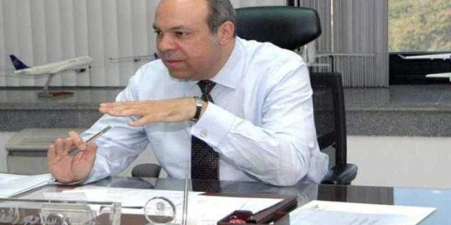 وزير
      الطيران:
      استقبلنا
      أكثر
      من
      700
      طائرة
      بعد
      غلق
      المجالات
      الجوية
      المجاورة