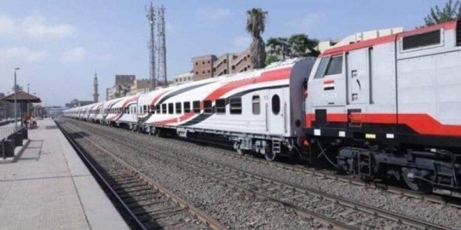 مواعيد
      القطارات
      على
      خط
      القاهرة-
      أسوان
      اليوم
      السبت
      14
      يونيو
      2025