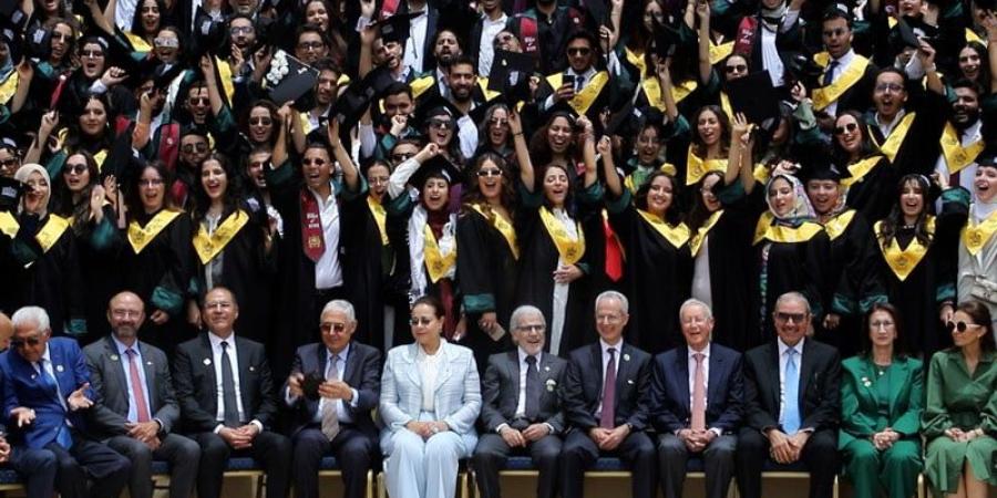 من
      التأسيس
      إلى
      التمكين
      ..
      "الأخوين"
      تبلغ
      فوج
      الخرجين
      السادس
      والعشرين