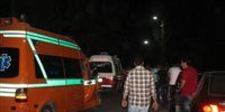 “لخلافات
      الجيرة”..
      مصرع
      شاب
      بطلقات
      نارية
      في
      الدلنجات
      بالبحيرة