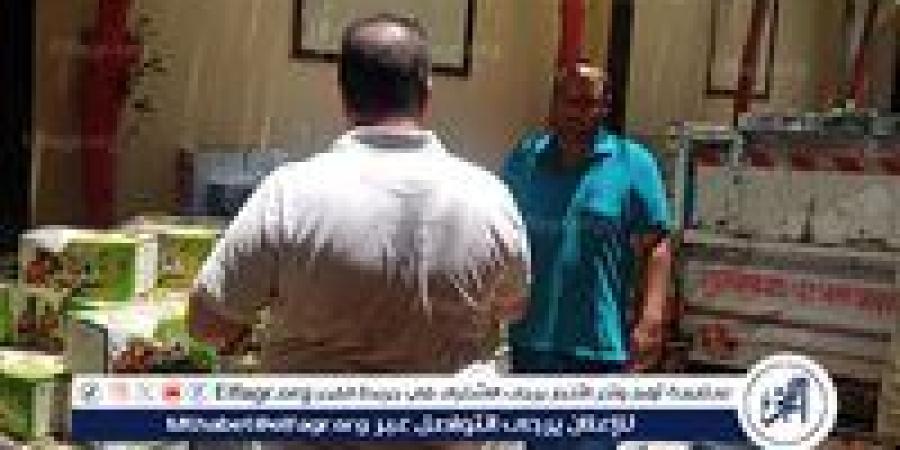 ضبط
      مصنع
      عصائر
      تحت
      بير
      السلم
      والتحفظ
      على
      650
      كرتونة
      من
      منتجاته
      ببني
      سويف
