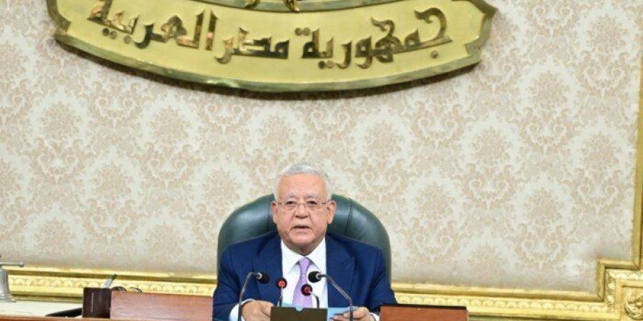«النواب»
      يوافق
      على
      اتفاقية
      إنشاء
      محطة
      معالجة
      صرف
      صحي
      بالإسكندرية