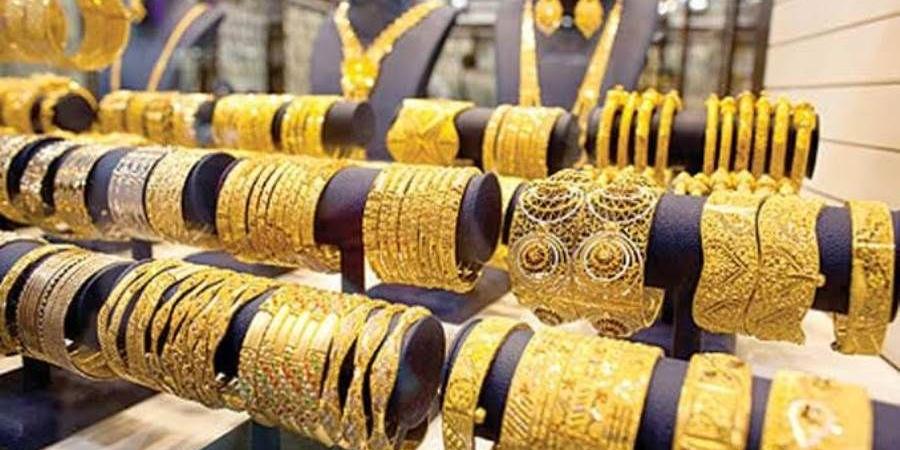 الملاذ
      الآمن
      يتحول
      إلى
      ملعب
      مضاربة..
      من
      يتحكم
      في
      الذهب؟