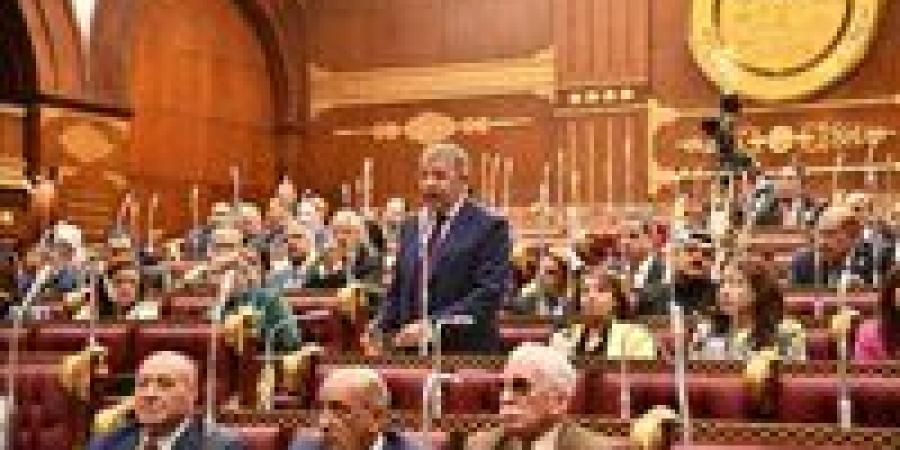 السفير
      عمرو
      حلمي:
      إغلاق
      مضيق
      هرمز
      مقامرة
      خطيرة..
      وانسحاب
      إيران
      من
      معاهدة
      حظر
      الانتشار
      النووي
      إعلان
      ضمني
      للتسلّح