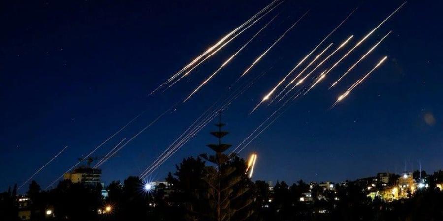 تبادل
      للقصف
      بين
      إسرائيل
      وإيران